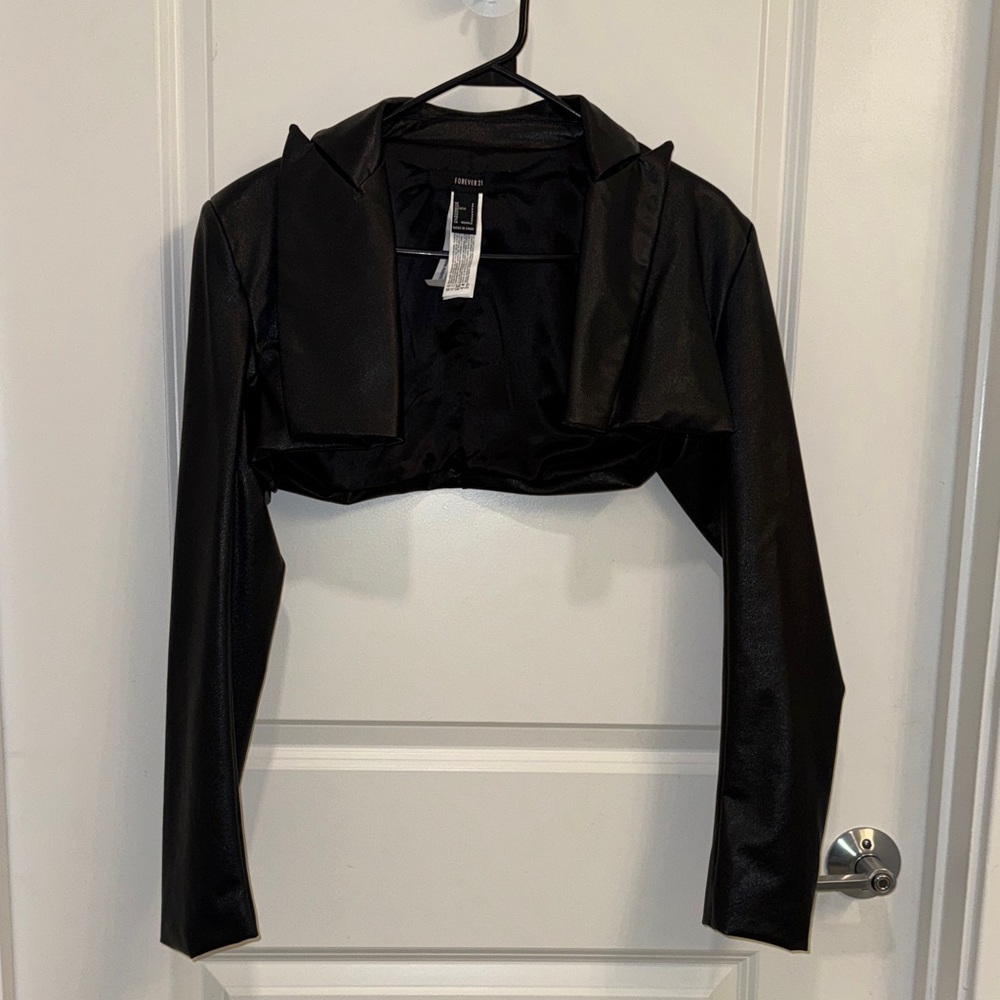 Forever 21 Black Cropped Faux Leather Jacket